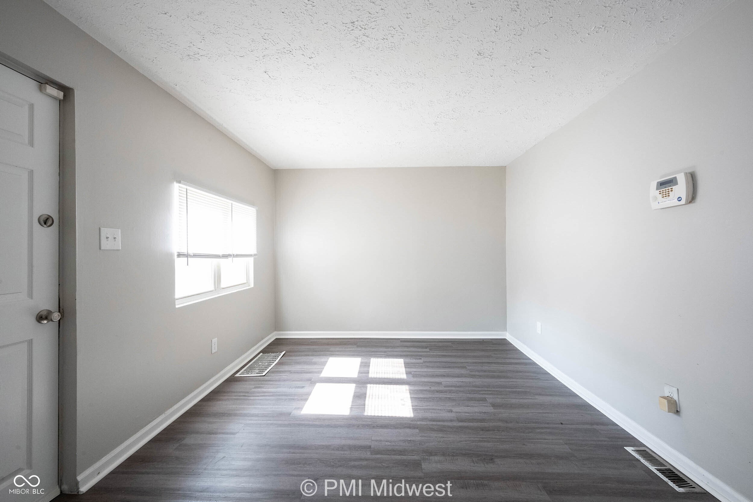 524 West 23rd Street, Unit 3 Indianapolis, IN 46208 - Photo 3 of 20