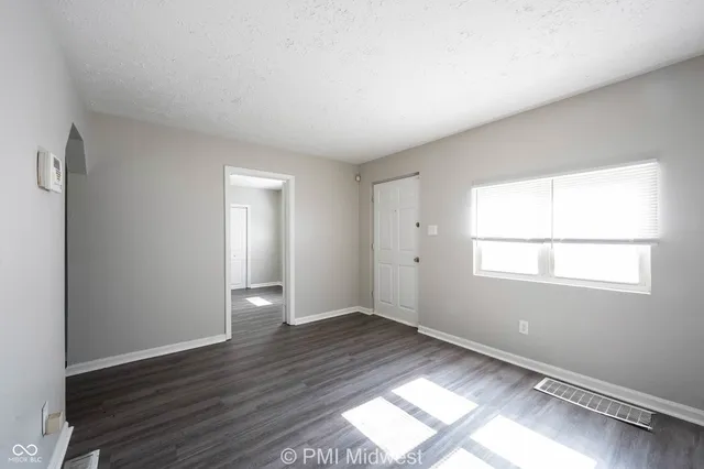 $749 | 524 West 23rd Street, Unit 3, Indianapolis, IN 46208