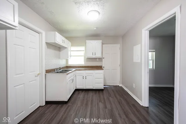 $749 | 524 West 23rd Street, Unit 3, Indianapolis, IN 46208