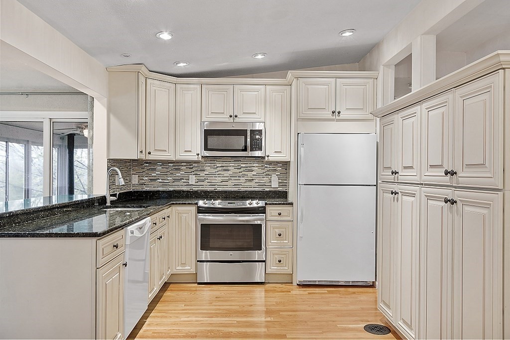 20 Truman Road Peabody, MA 01960 - Photo 11 of 42 Gallery Image 11