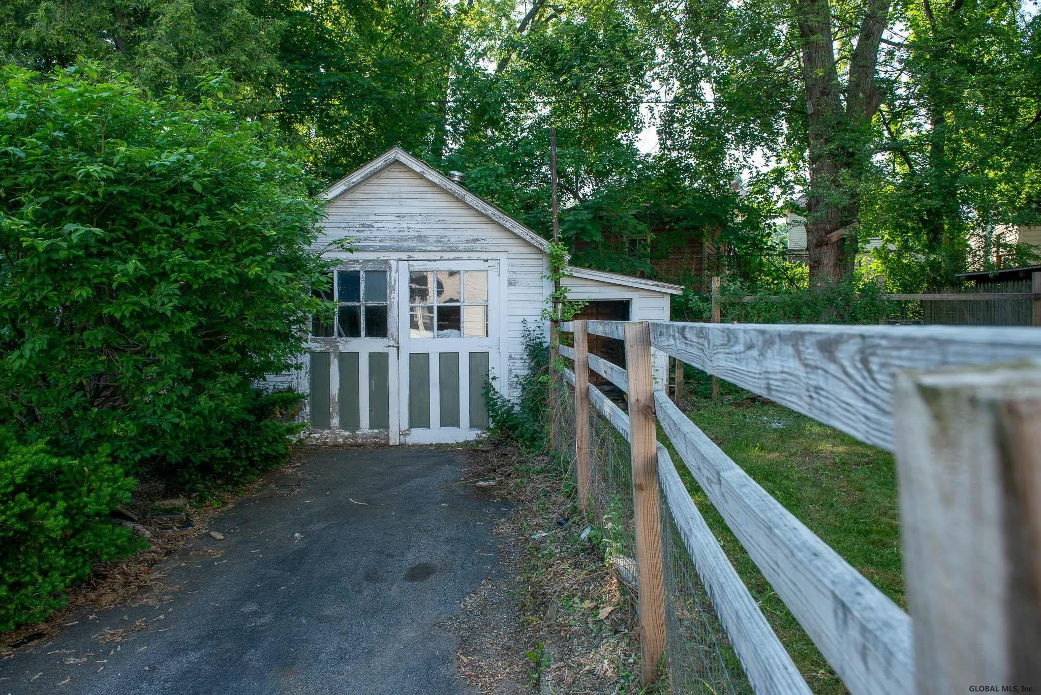 422 Bedford Road Schenectady, NY 12308 - Photo 20 of 20 Photo 20