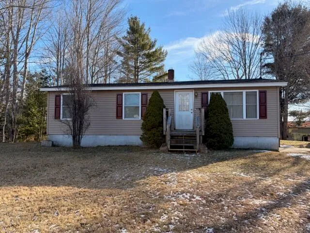 $249,900 | 43 Blackswoods Road, Franklin, ME 04634