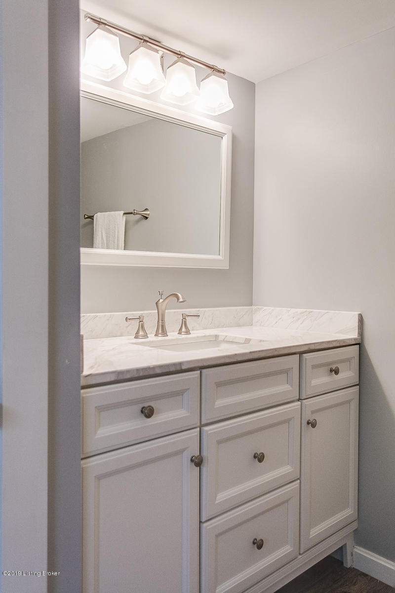 3604 River Bluff Road Prospect, KY 40059 - Photo 20 of 31 Full Bathroom #3