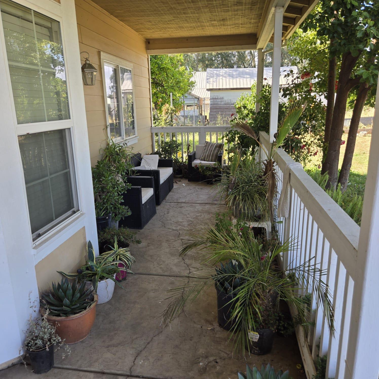 8830 Bradshaw Road Elk Grove, CA 95624 - Photo 4 of 33