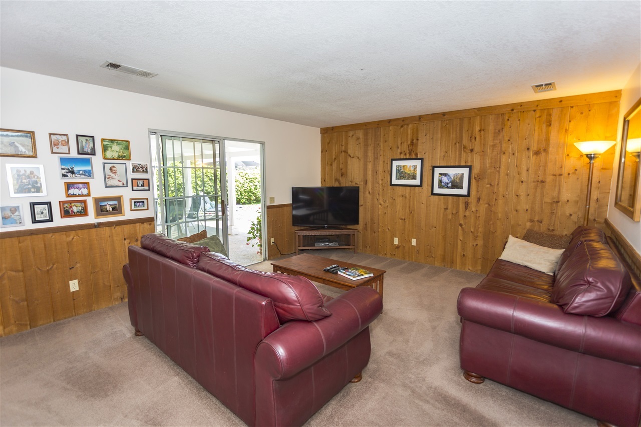 766 Carnation Lane Fallbrook, CA 92028 - Photo 12 of 25