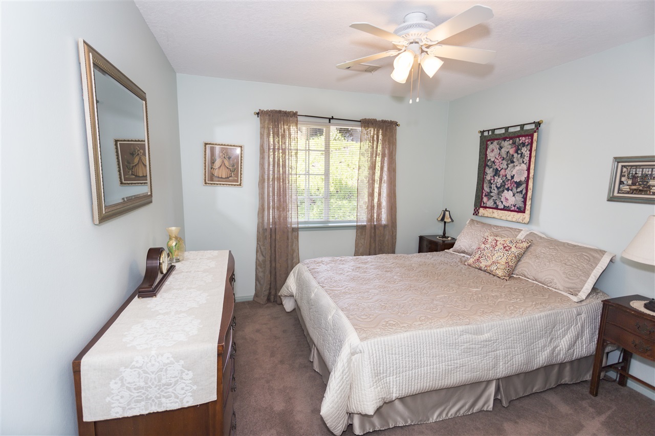 766 Carnation Lane Fallbrook, CA 92028 - Photo 18 of 25