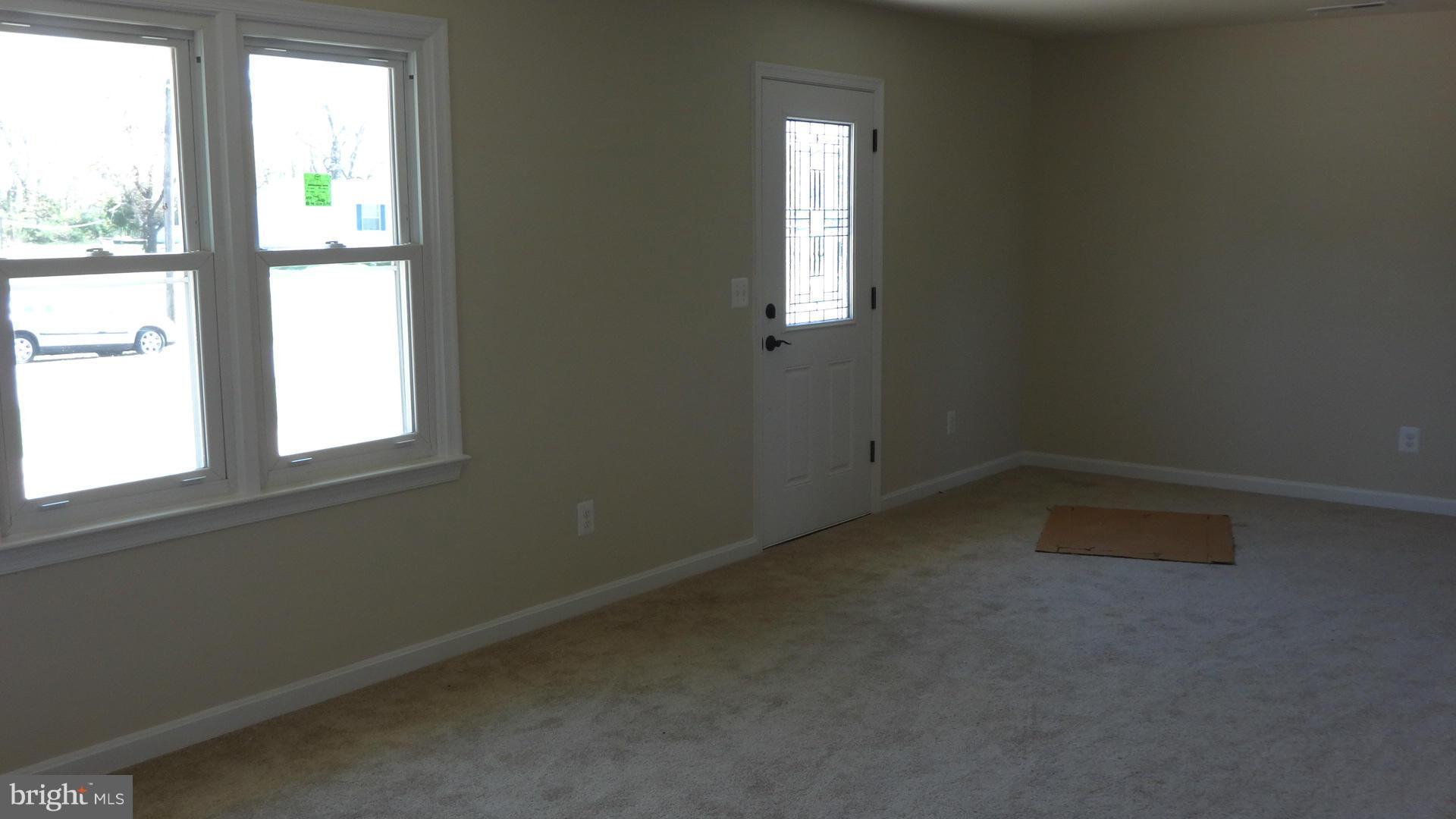 117 Scottown Road Queenstown, MD 21658 - Photo 5 of 8 Living Room