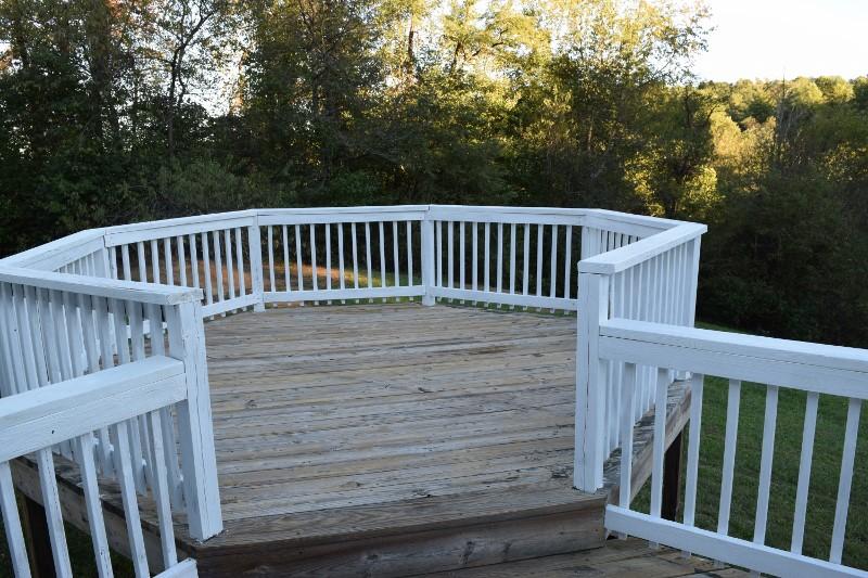 440 Horse Ridge Road Northwest Willis, VA 24380 - Photo 6 of 62 DSC_0135 (800x533)