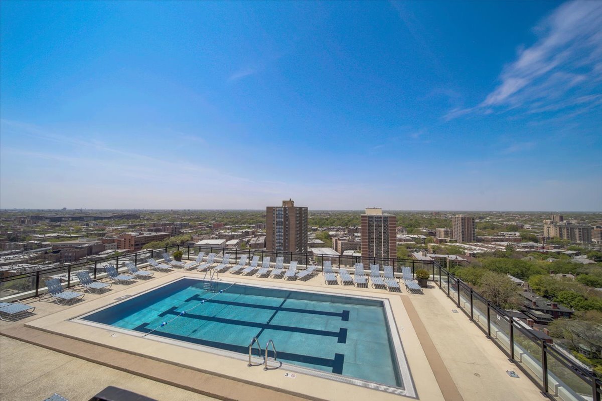 720 West Gordon Terrace, Unit 7F Chicago, IL 60613 - Photo 15 of 15 a view of a city