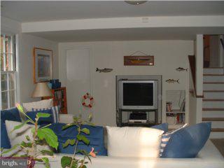 934 Weadley Road Wayne, PA 19087 - Photo 4 of 6