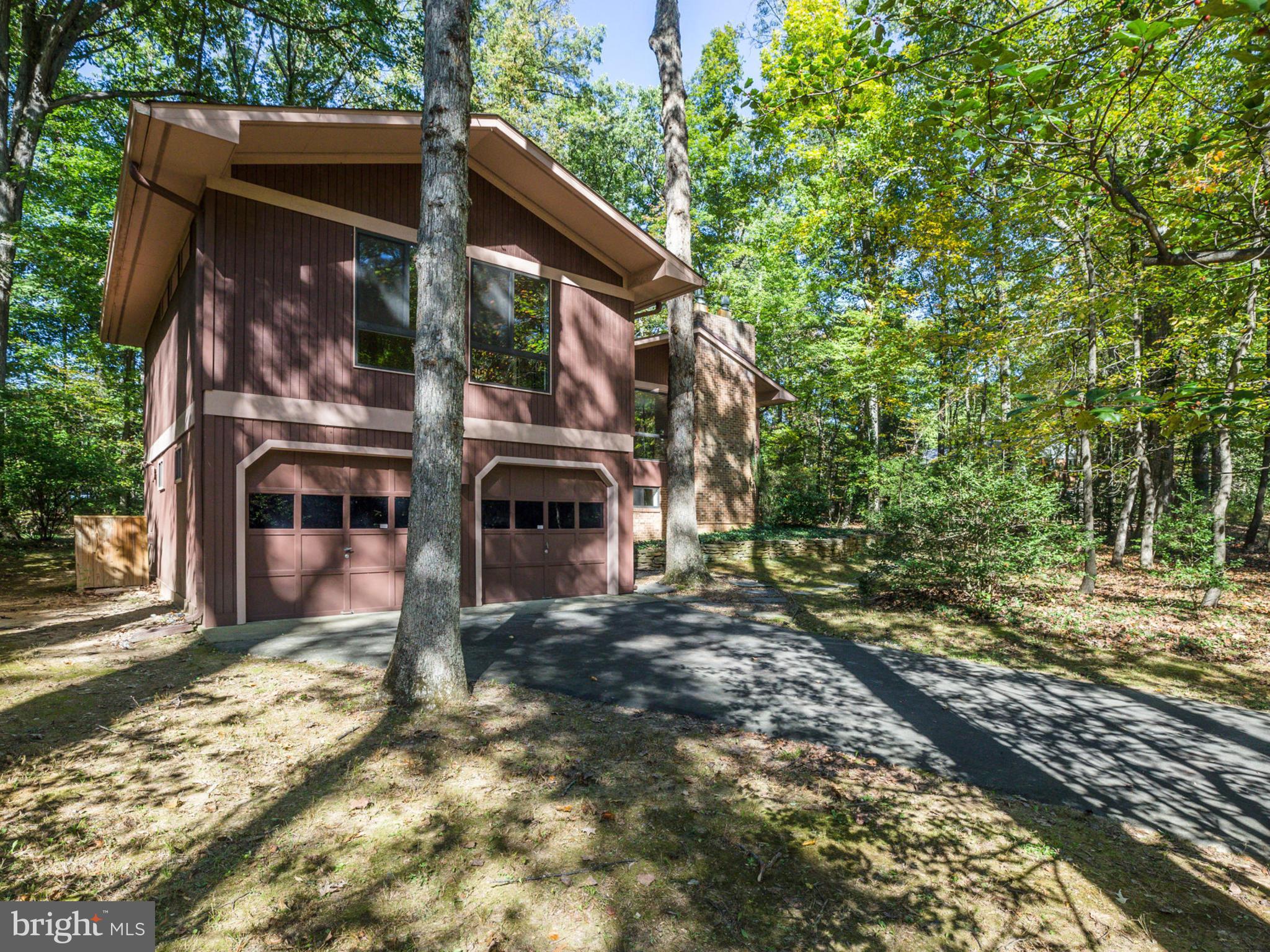 12216 Quorn Lane Reston, VA 20191 - Photo 2 of 30 Exterior (Front)