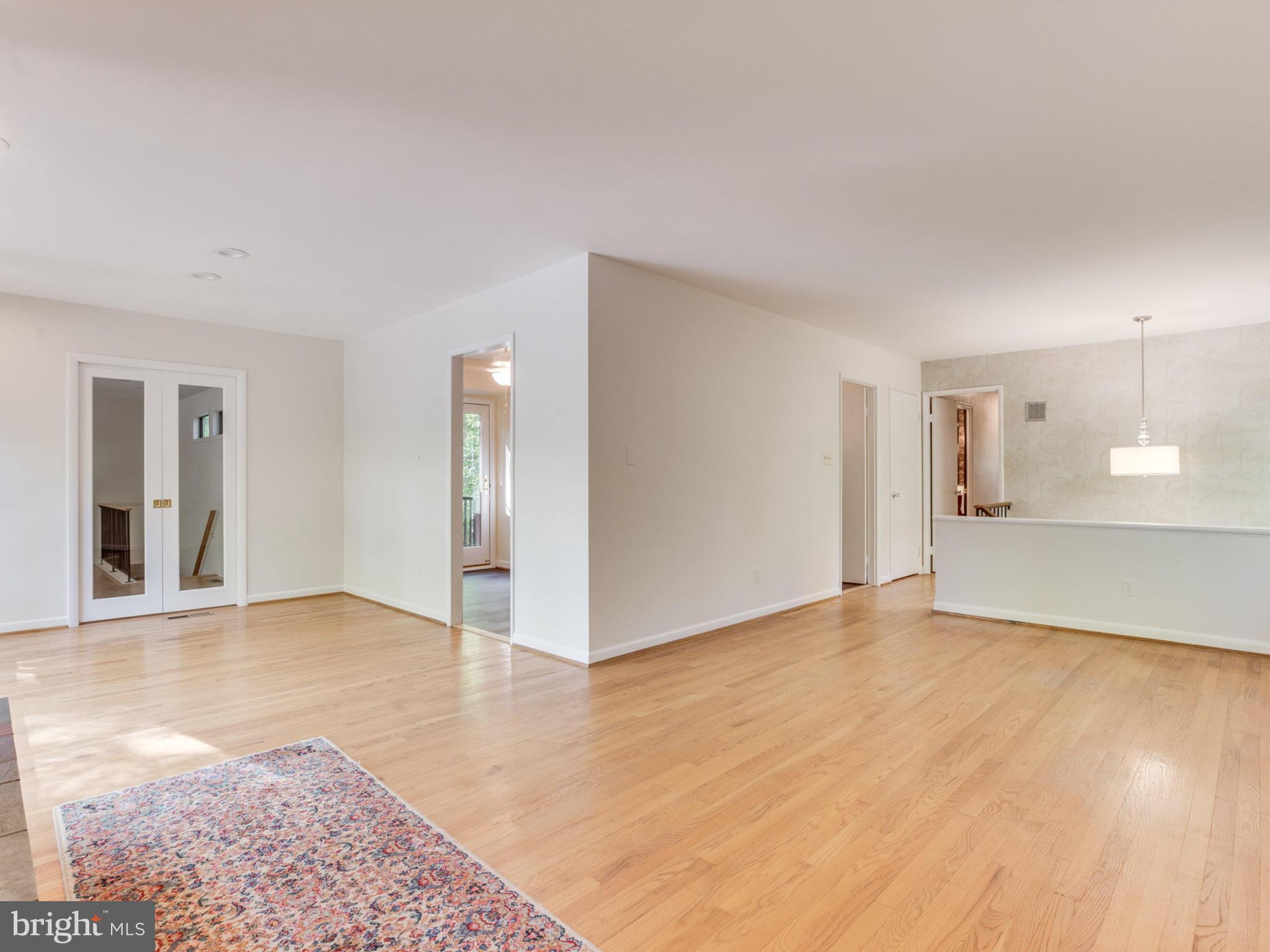 12216 Quorn Lane Reston, VA 20191 - Photo 12 of 30 Dining Room