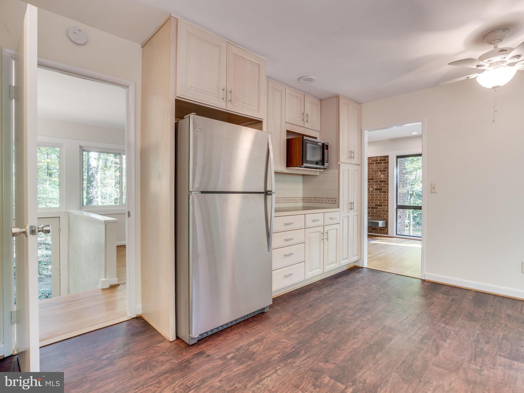 12216 Quorn Lane Reston, VA 20191 - Photo 18 of 30 Kitchen