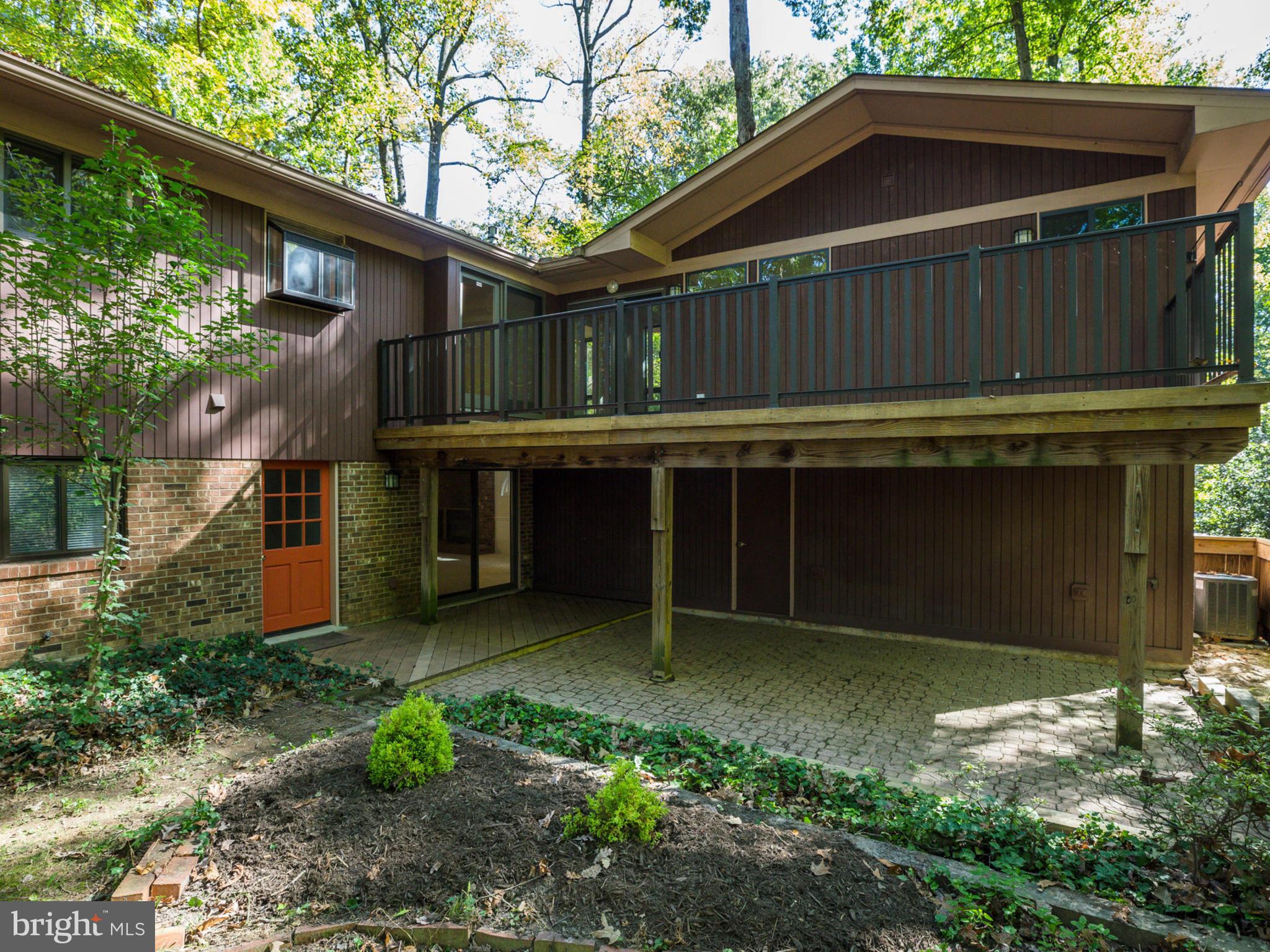 12216 Quorn Lane Reston, VA 20191 - Photo 28 of 30 Exterior (Rear)