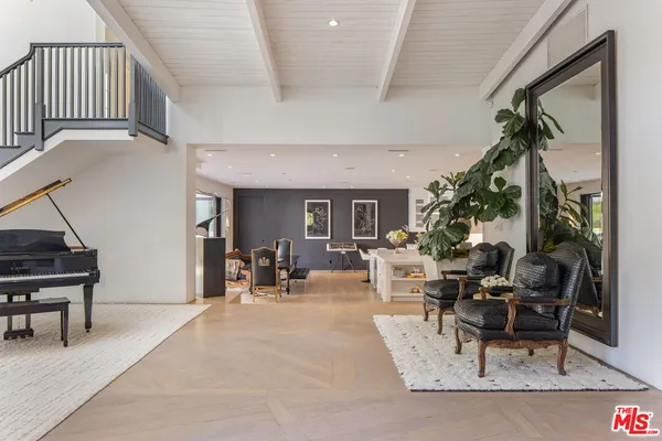 $10,999,000 | 1100 Pine Drive, Beverly Hills, CA 90210