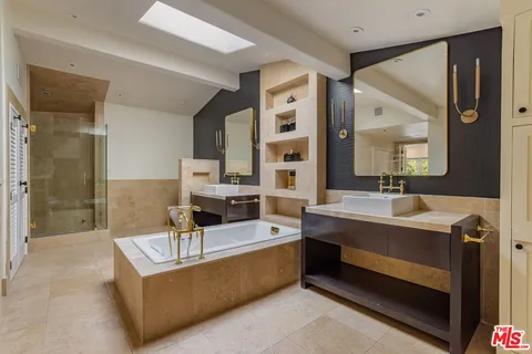 $11,595,000 | 1100 Pine Drive, Beverly Hills, CA 90210