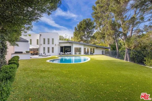 $10,999,000 | 1100 Pine Drive, Beverly Hills, CA 90210