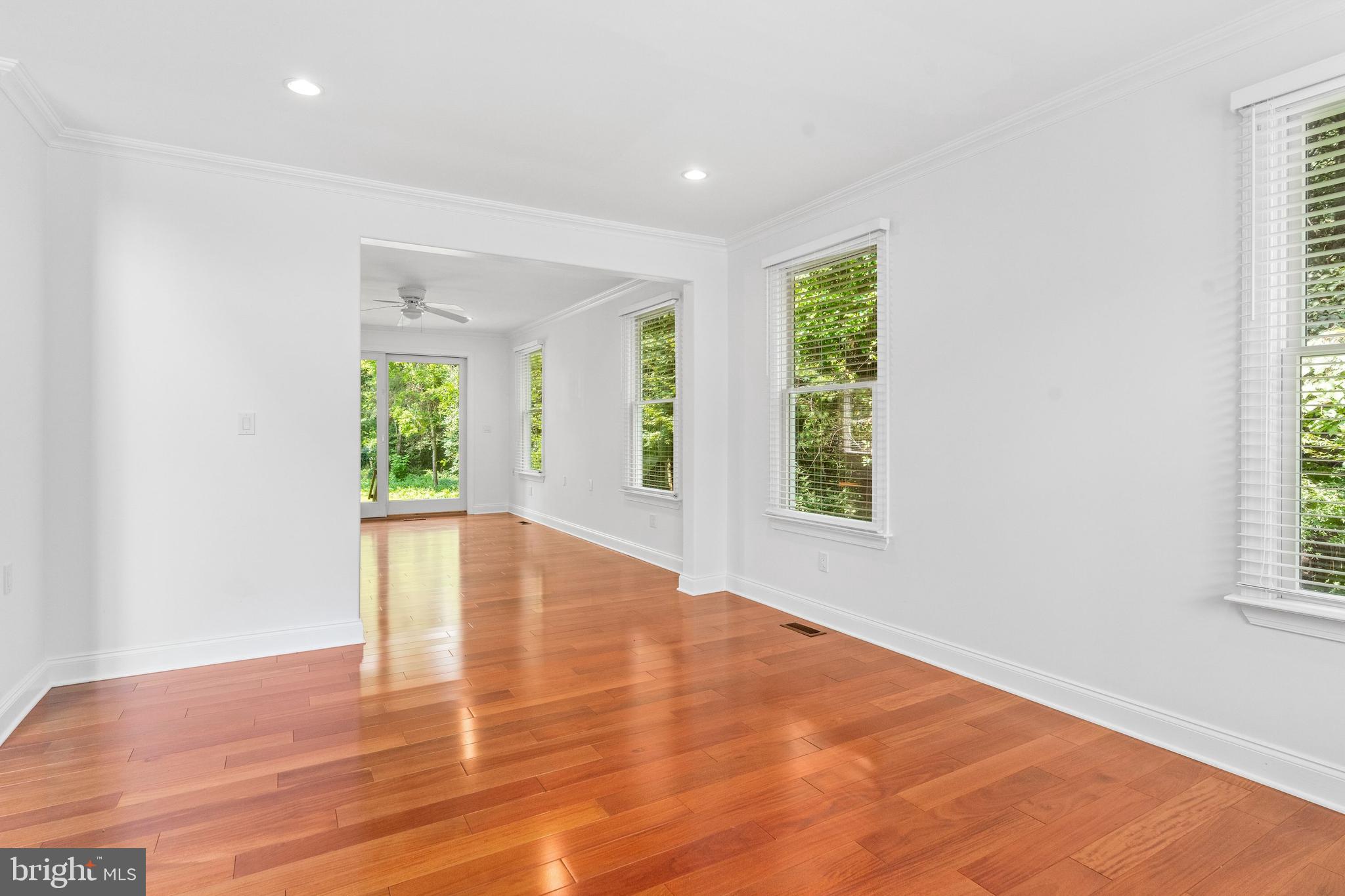 9 Lamson Lane Blackwood, NJ 08012 - Photo 11 of 64 Living room