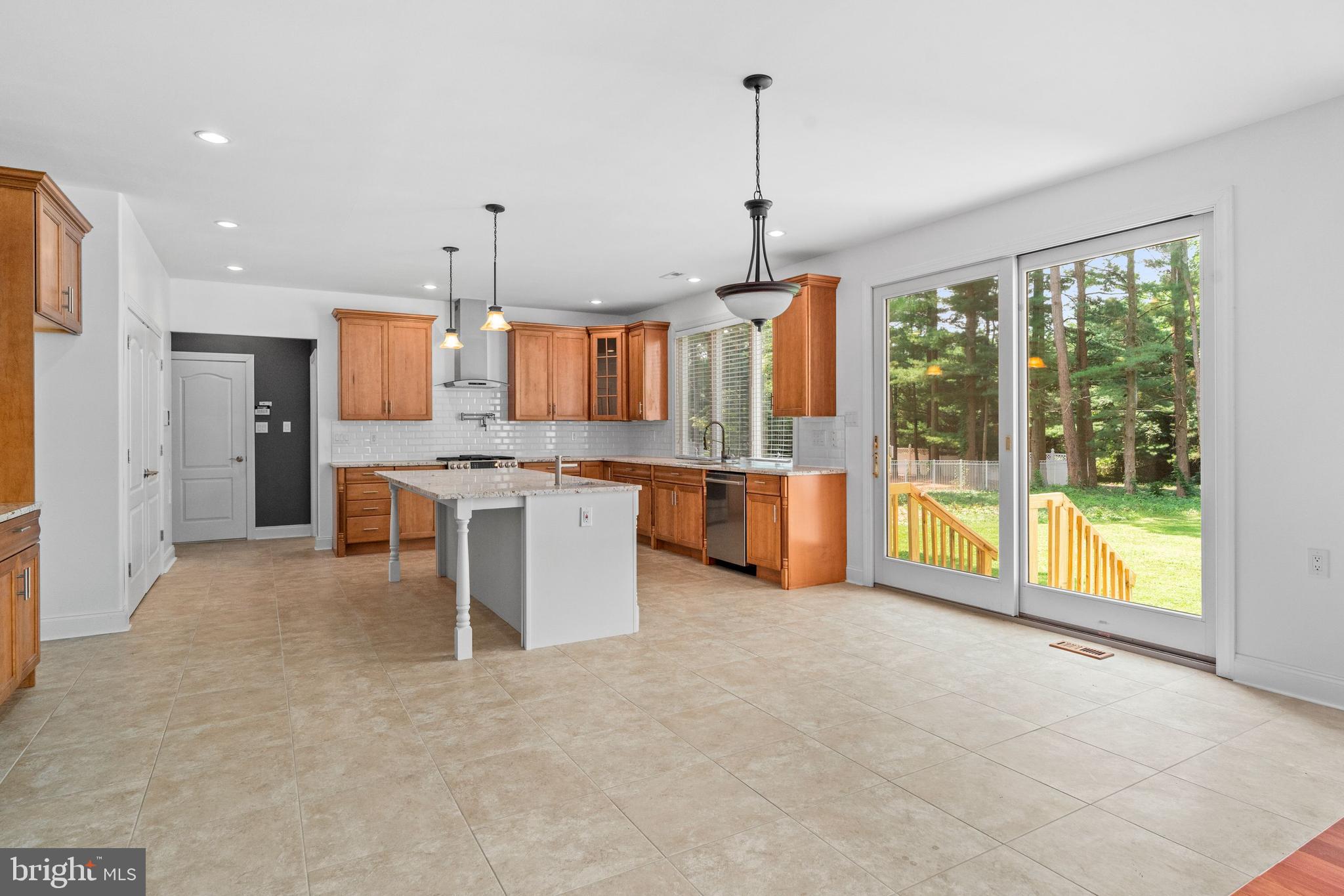 9 Lamson Lane Blackwood, NJ 08012 - Photo 22 of 64 Eat-in kitchen
