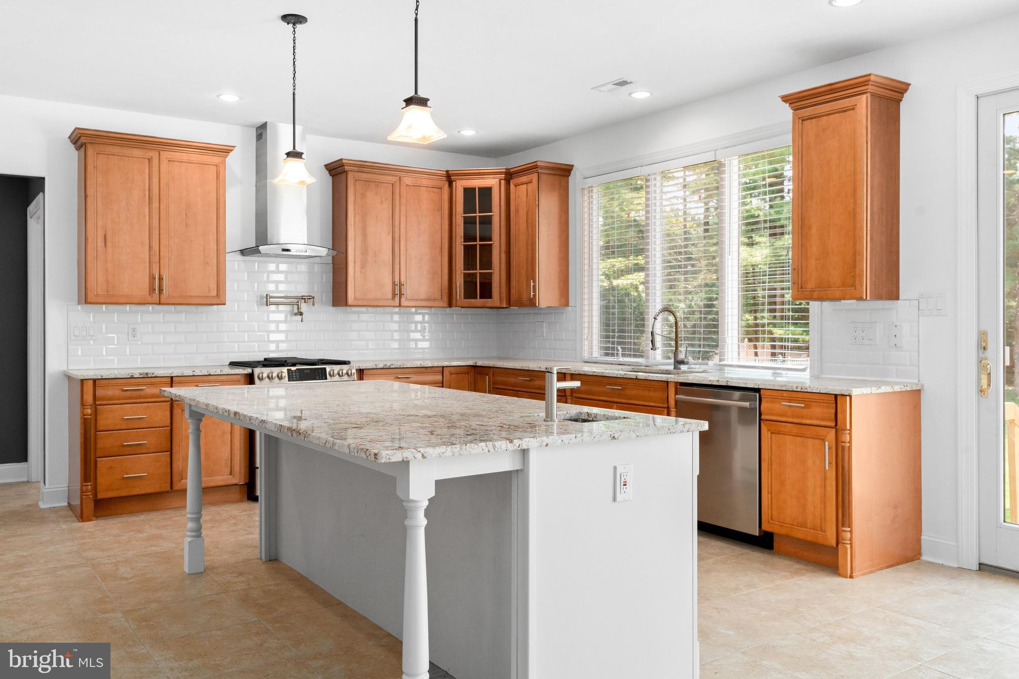 9 Lamson Lane Blackwood, NJ 08012 - Photo 27 of 64 Eat-in kitchen