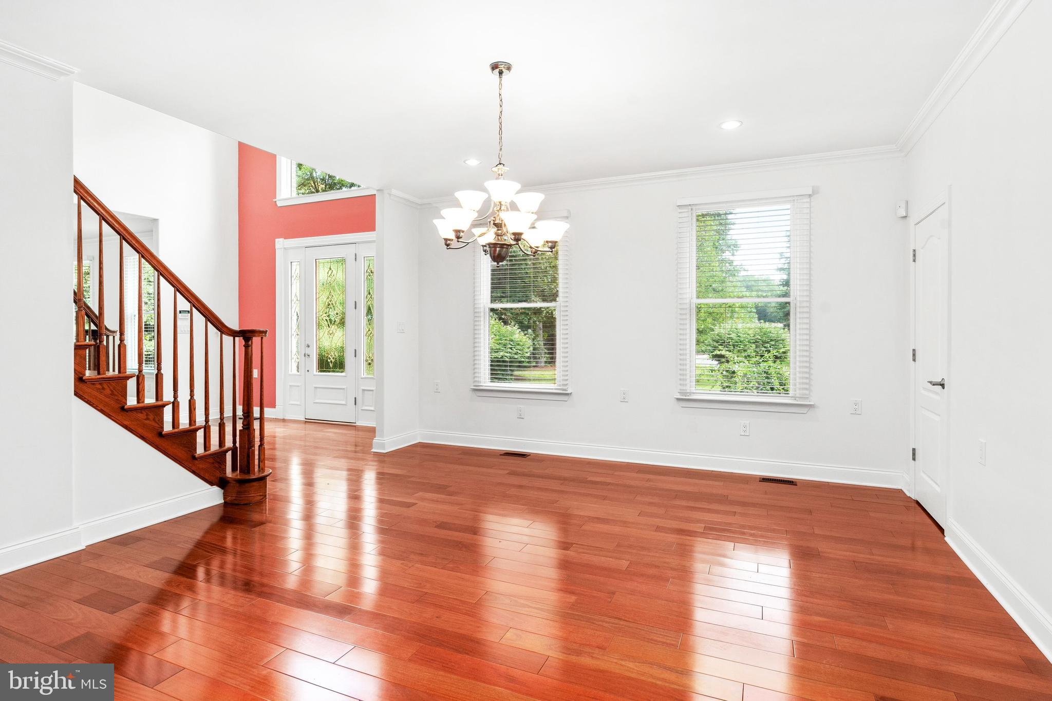 9 Lamson Lane Blackwood, NJ 08012 - Photo 30 of 64 Dining room