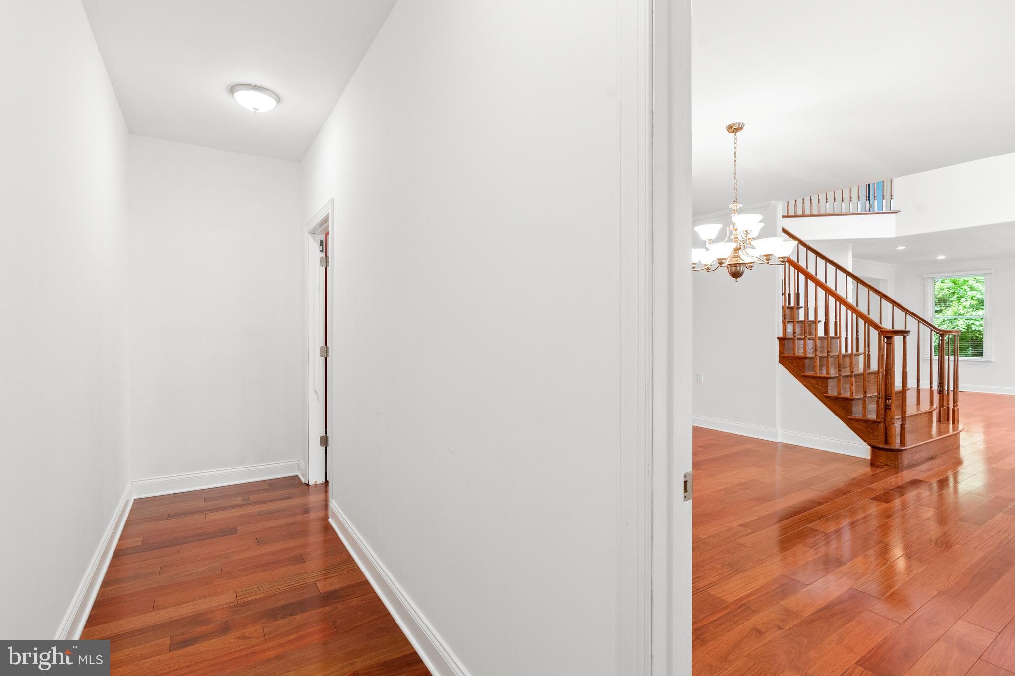 9 Lamson Lane Blackwood, NJ 08012 - Photo 32 of 64 Dining room closet
