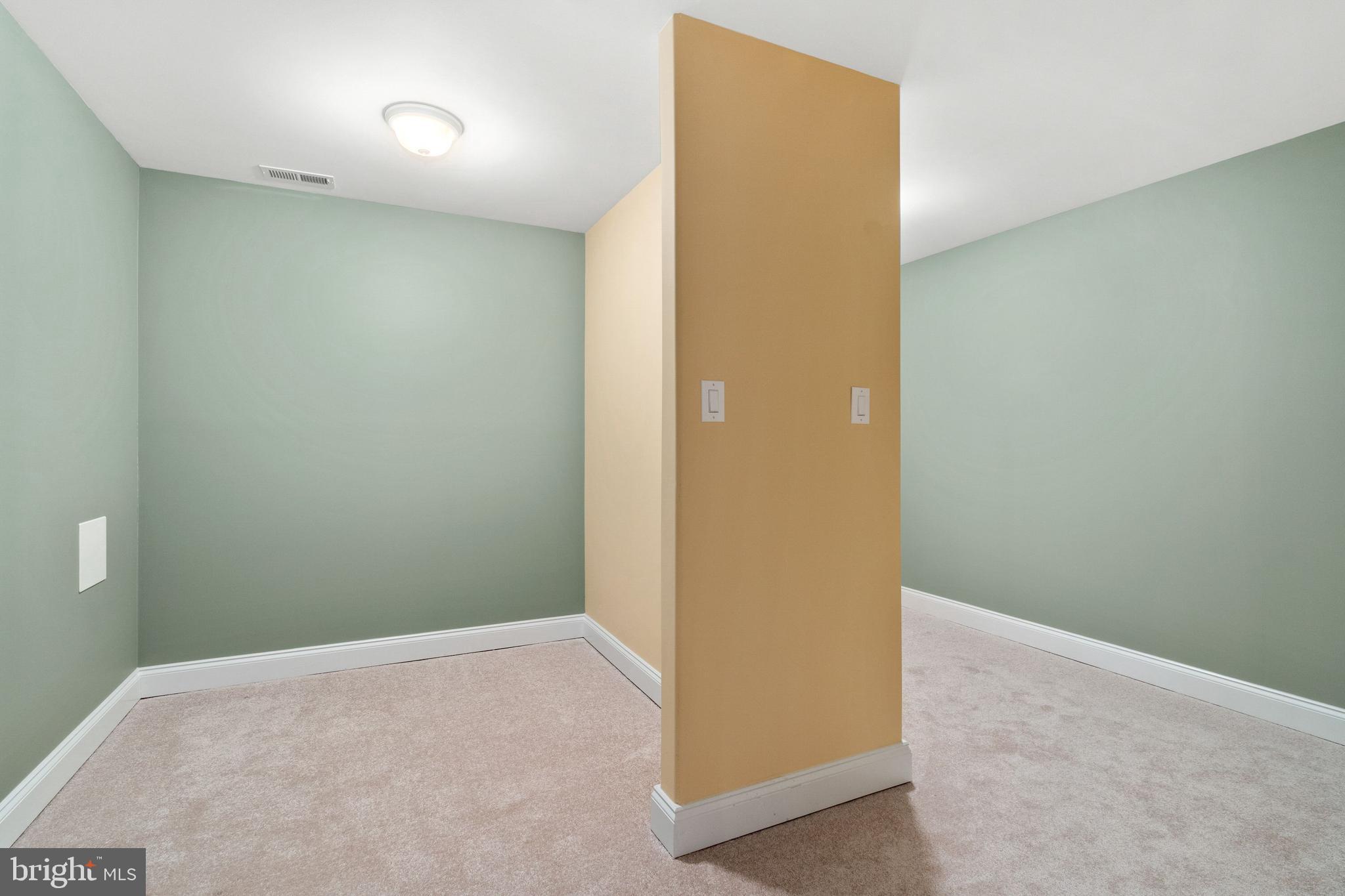 9 Lamson Lane Blackwood, NJ 08012 - Photo 41 of 64 Owners suite walk-in closet