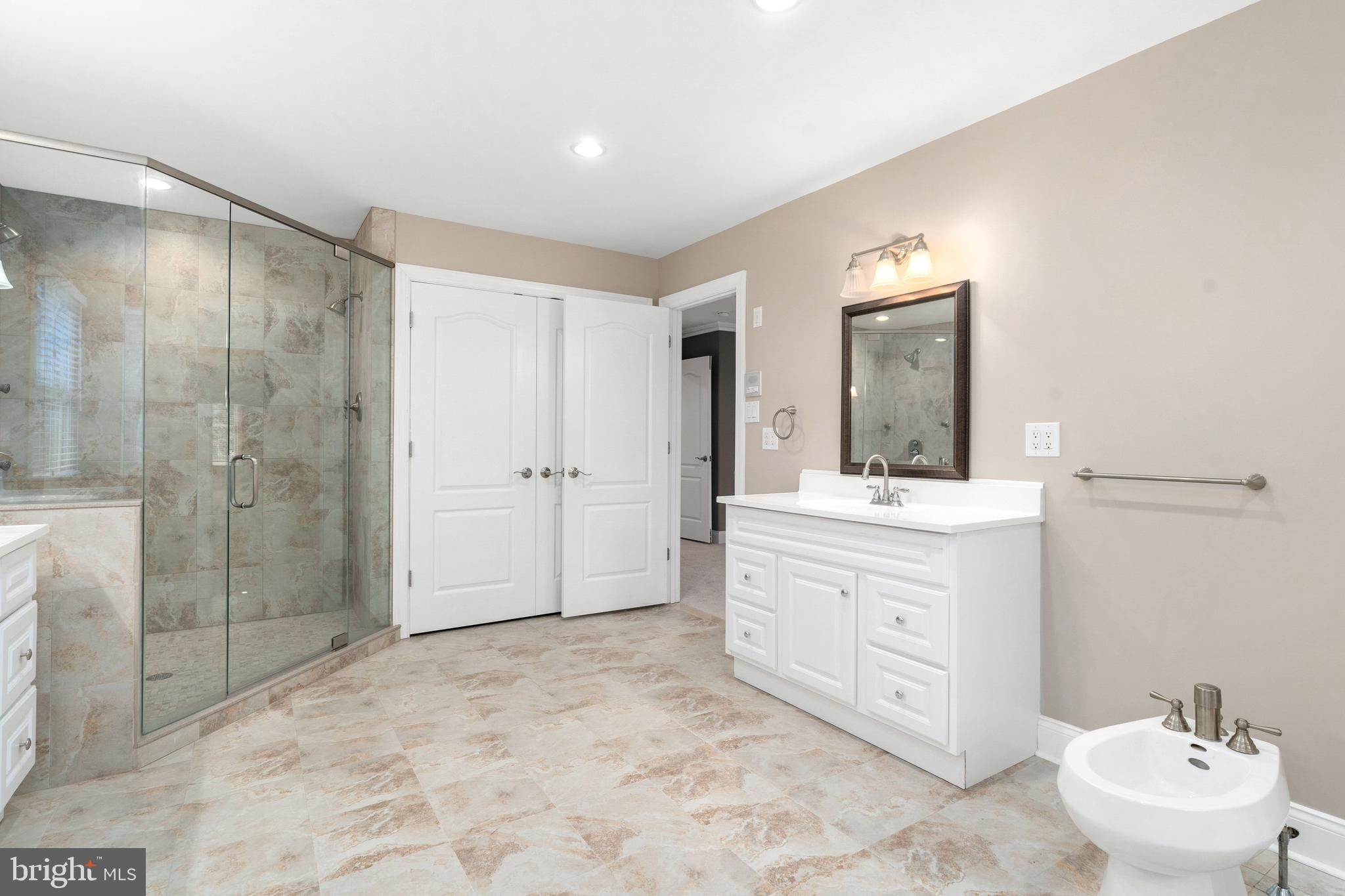 9 Lamson Lane Blackwood, NJ 08012 - Photo 44 of 64 Owners suite bathroom