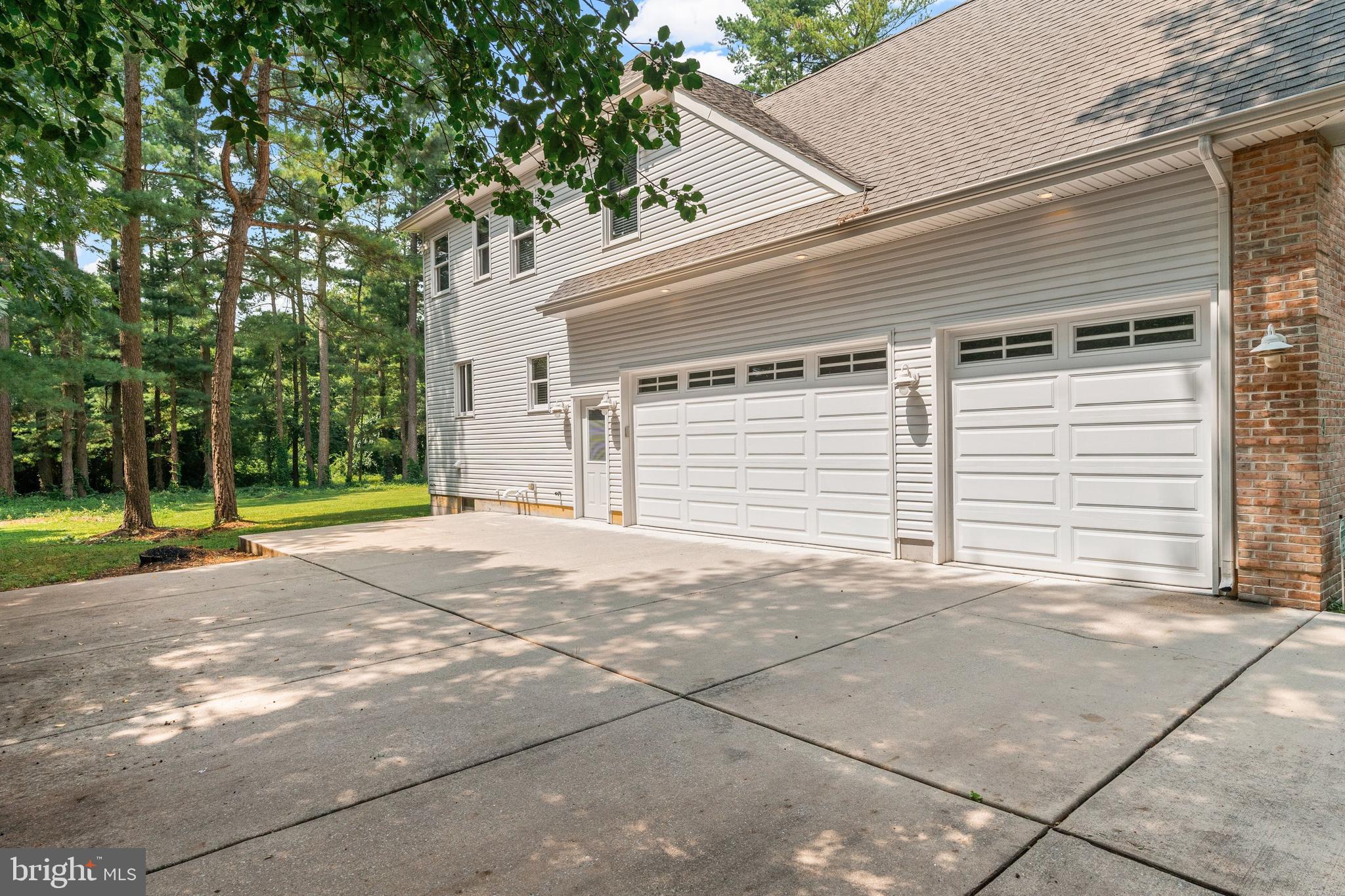 9 Lamson Lane Blackwood, NJ 08012 - Photo 56 of 64 3-car garage