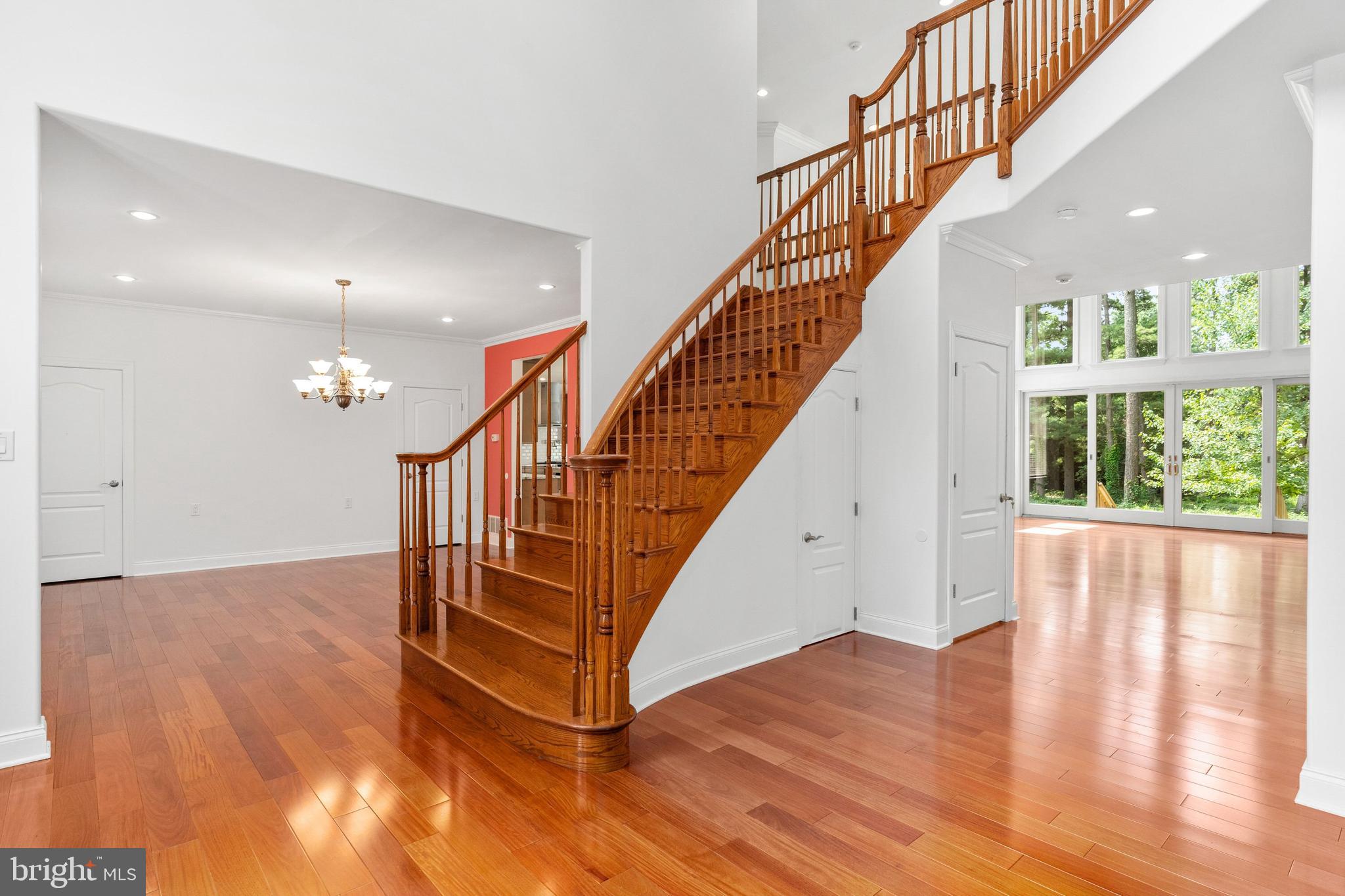 9 Lamson Lane Blackwood, NJ 08012 - Photo 7 of 64 Living room