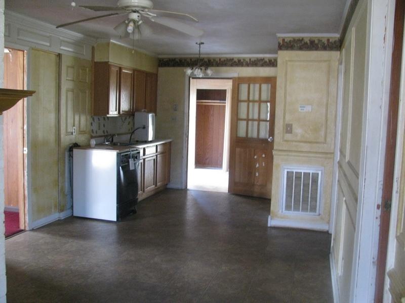 4526 Stypes Branch Road Salem, VA 24153 - Photo 12 of 13 KITCHEN