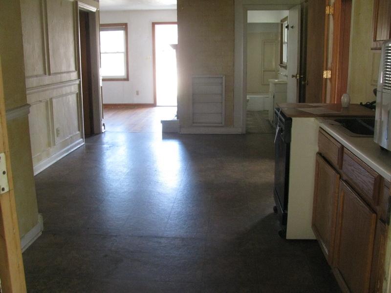4526 Stypes Branch Road Salem, VA 24153 - Photo 7 of 13 DINING AREA