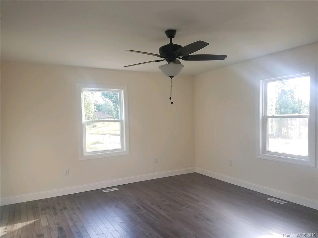 529 Causby Road Morganton, NC 28655 - Photo 6 of 13 Gallery Image 6