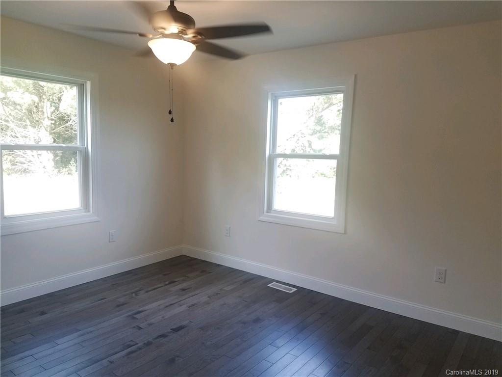 529 Causby Road Morganton, NC 28655 - Photo 10 of 13 Gallery Image 10