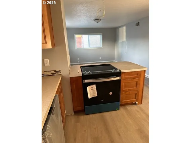 $870,000 | 5103 Northeast 42nd Avenue, Portland, OR 97218