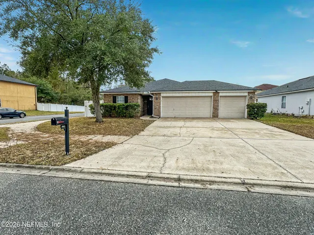 $1,800 | 1960 McGirts Point Boulevard, Jacksonville, FL 32221