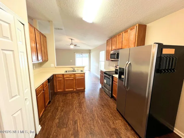 $1,800 | 1960 McGirts Point Boulevard, Jacksonville, FL 32221