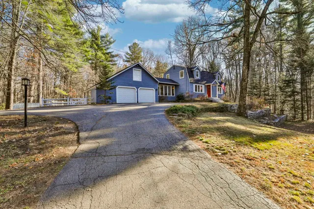 $685,000 | 172 Hayden Road, Hollis, NH 03049