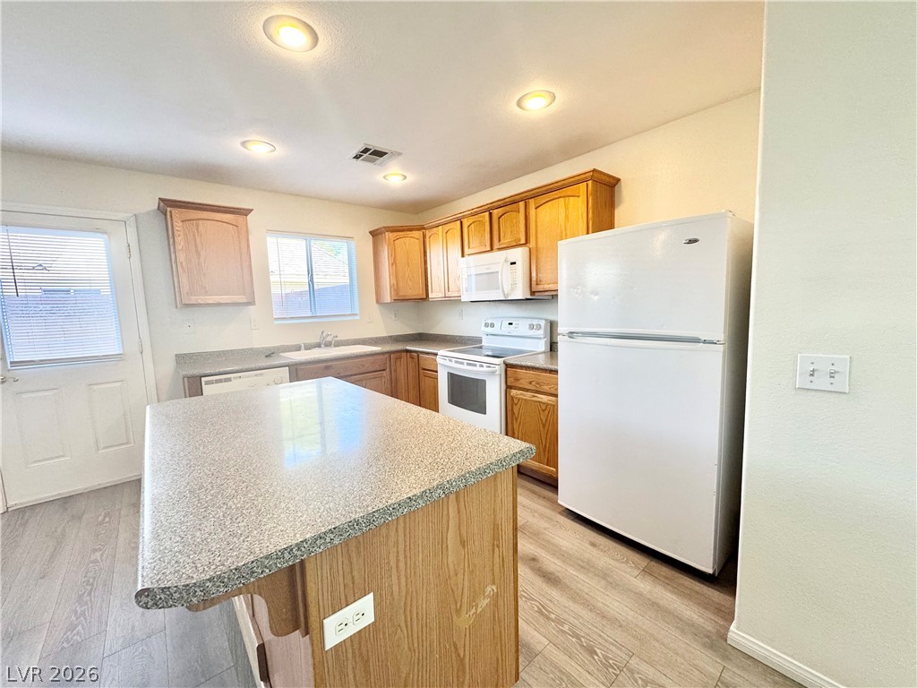1101 Red Butte Street, Unit 5 Pahrump, NV 89048 - Photo 5 of 14
