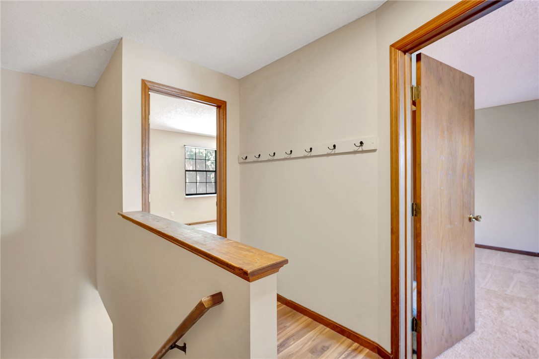 10667 Montgomery Road, Unit 13 Cincinnati, OH 45242 - Photo 14 of 39 Gallery Image 14