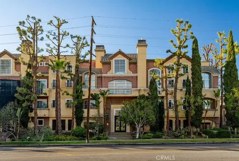$399,000 | 7037 La Tijera Boulevard, Unit C102, Los Angeles, CA 90045