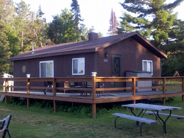 3384 Norwood Circle, Unit 2 Rhinelander, WI 54501 - Photo 3 of 18 Gallery Image 3