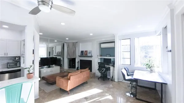 $2,800 | 2575 East 19th Street, Unit 17, Signal Hill, CA 90755