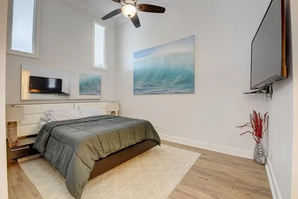 $5,000 | 185 Northeast 4th Avenue, Unit 210, Delray Beach, FL 33483