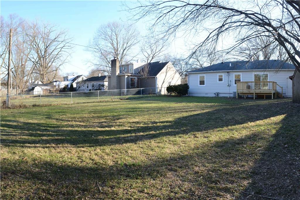 2140 Douglas Road Indianapolis, IN 46220 - Photo 20 of 29 Gallery Image 20