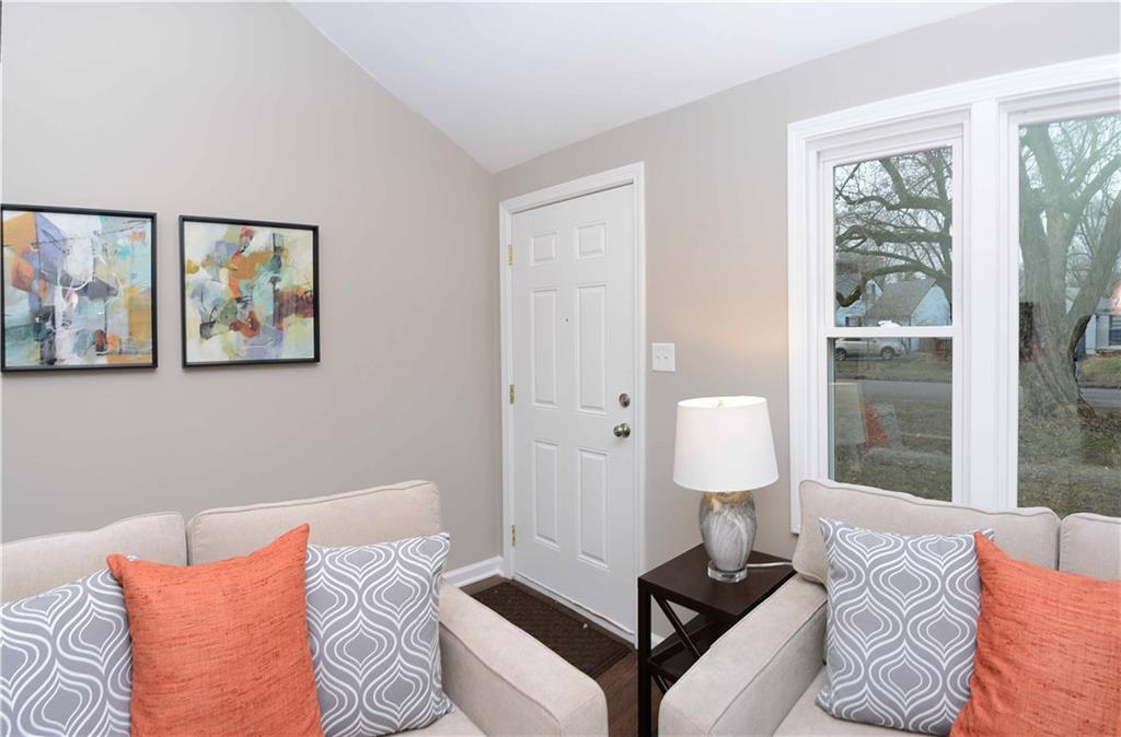 2140 Douglas Road Indianapolis, IN 46220 - Photo 6 of 29 Gallery Image 6