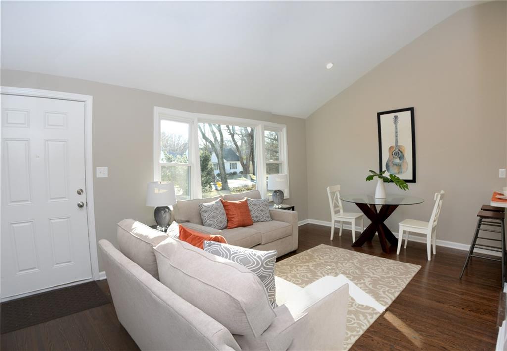 2140 Douglas Road Indianapolis, IN 46220 - Photo 8 of 29 Gallery Image 8