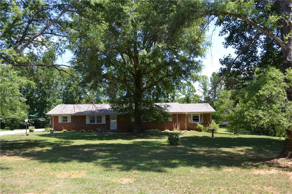1869 Settle Bridge Road Stoneville, NC 27048 - Photo 5 of 7 Gallery Image 5