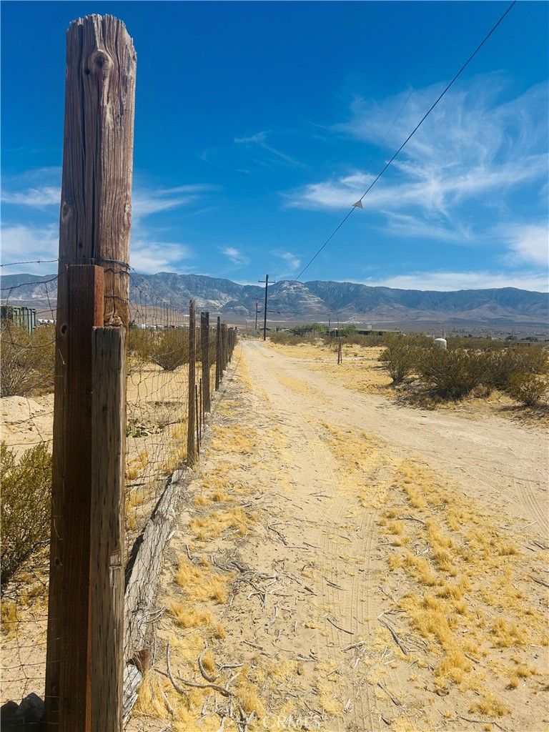 33812 Sunset Road Lucerne Valley, CA 92356 - Photo 18 of 21