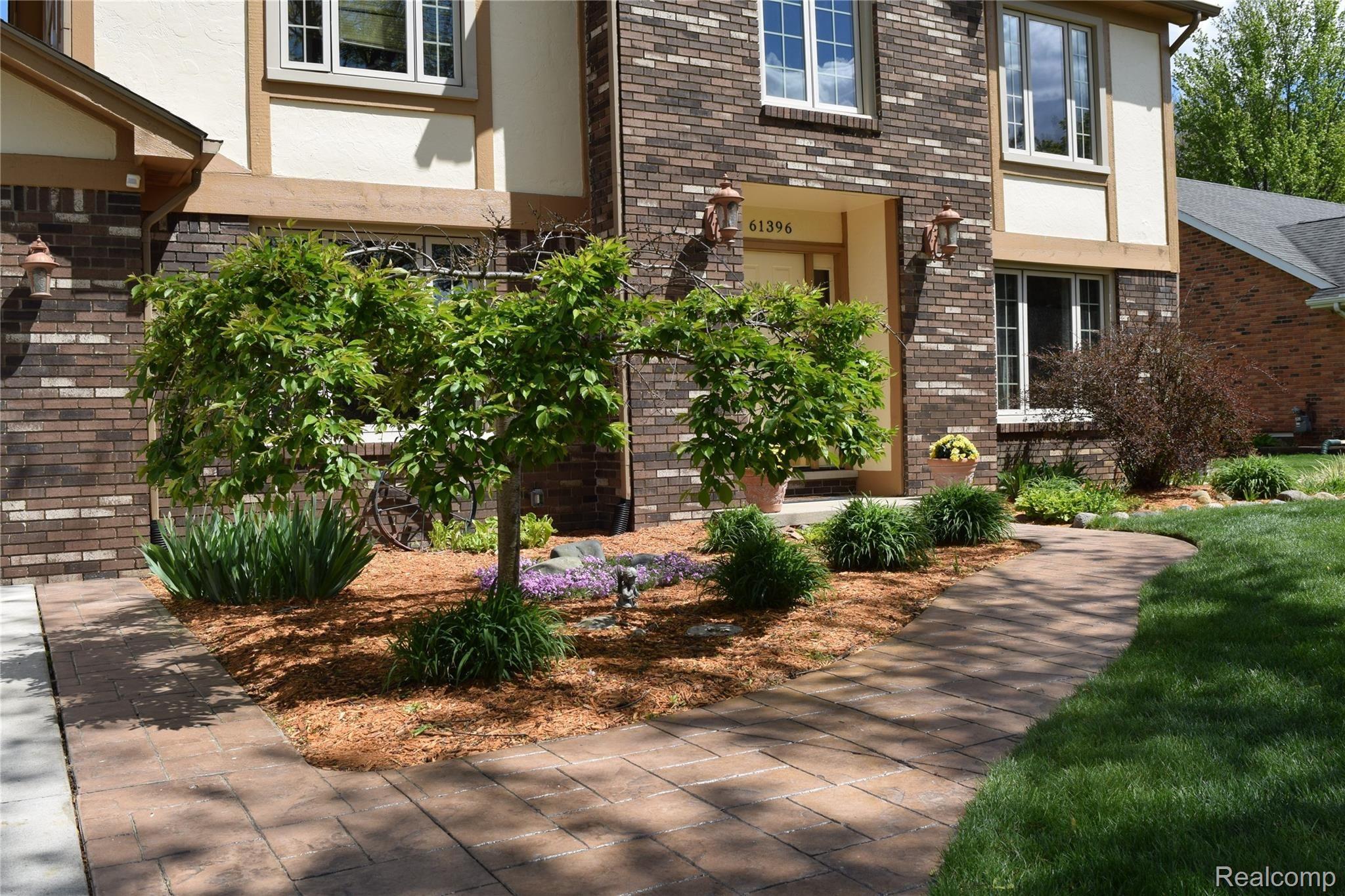 61396 North Ridge Trail Washington, MI 48094 - Photo 2 of 51 1.JPG